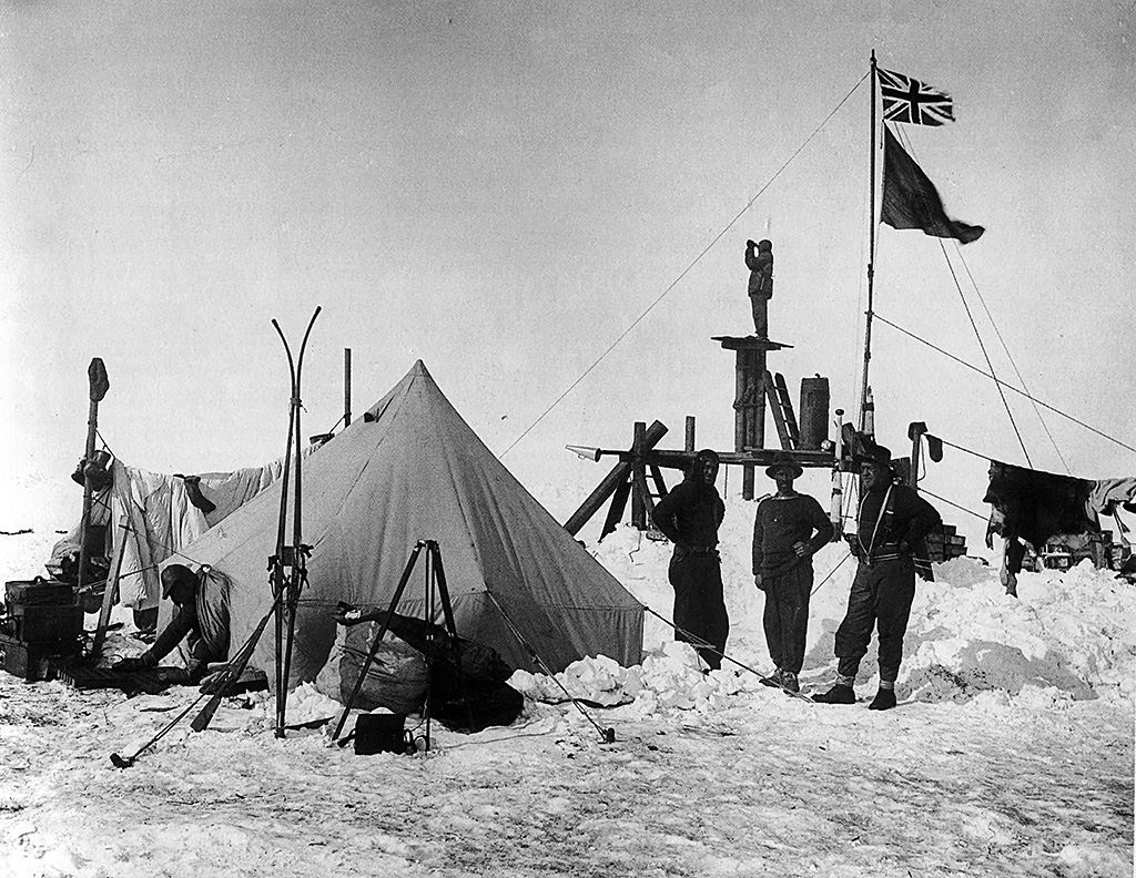 Campamento de la expedición Endurance sobre el hielo antártico