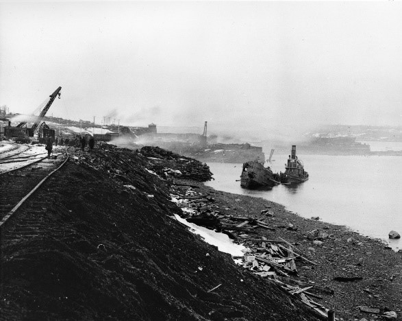Puerto de Halifax destruido tras la explosión de 1917