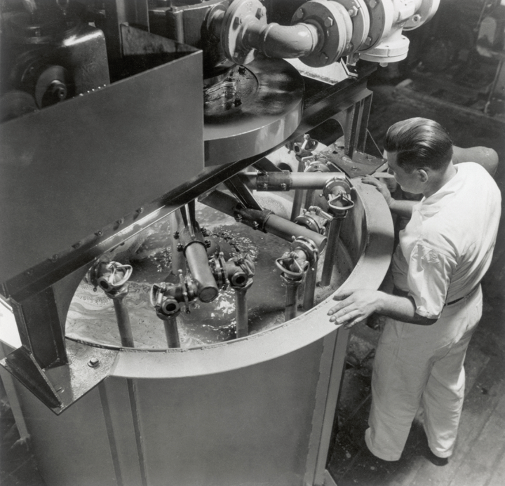 Producción industrial de penicilina durante la Segunda Guerra Mundial